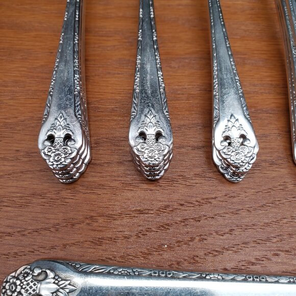 Vintage Holmes & Edwards 52pc Silverplated Flatware Set Lovely Lady Pattern - Picture 2 of 10